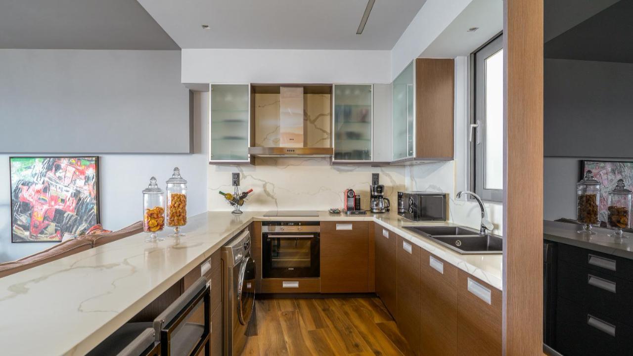 C.P. Luxury Suite Ираклион Экстерьер фото