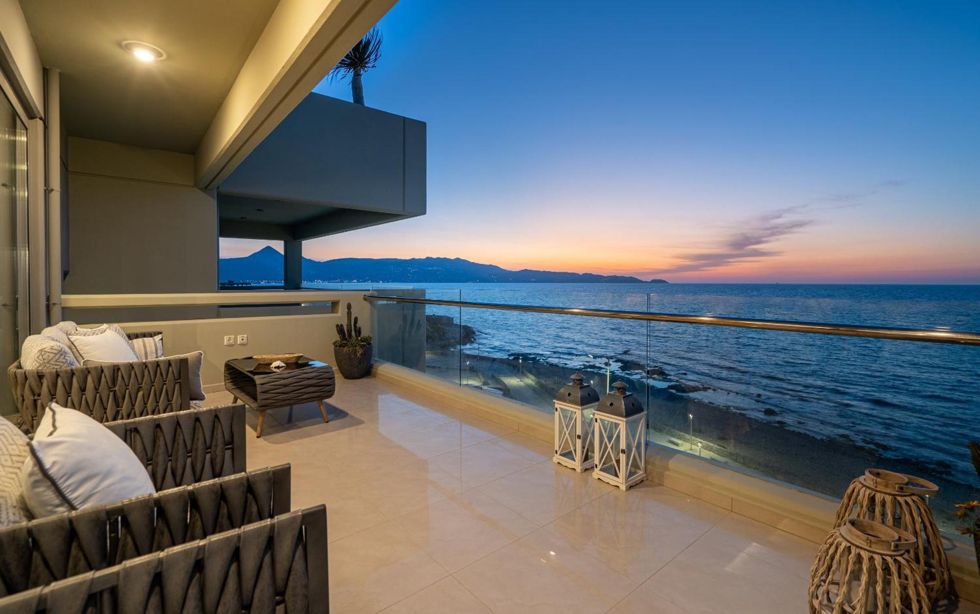 C.P. Luxury Suite Ираклион Экстерьер фото