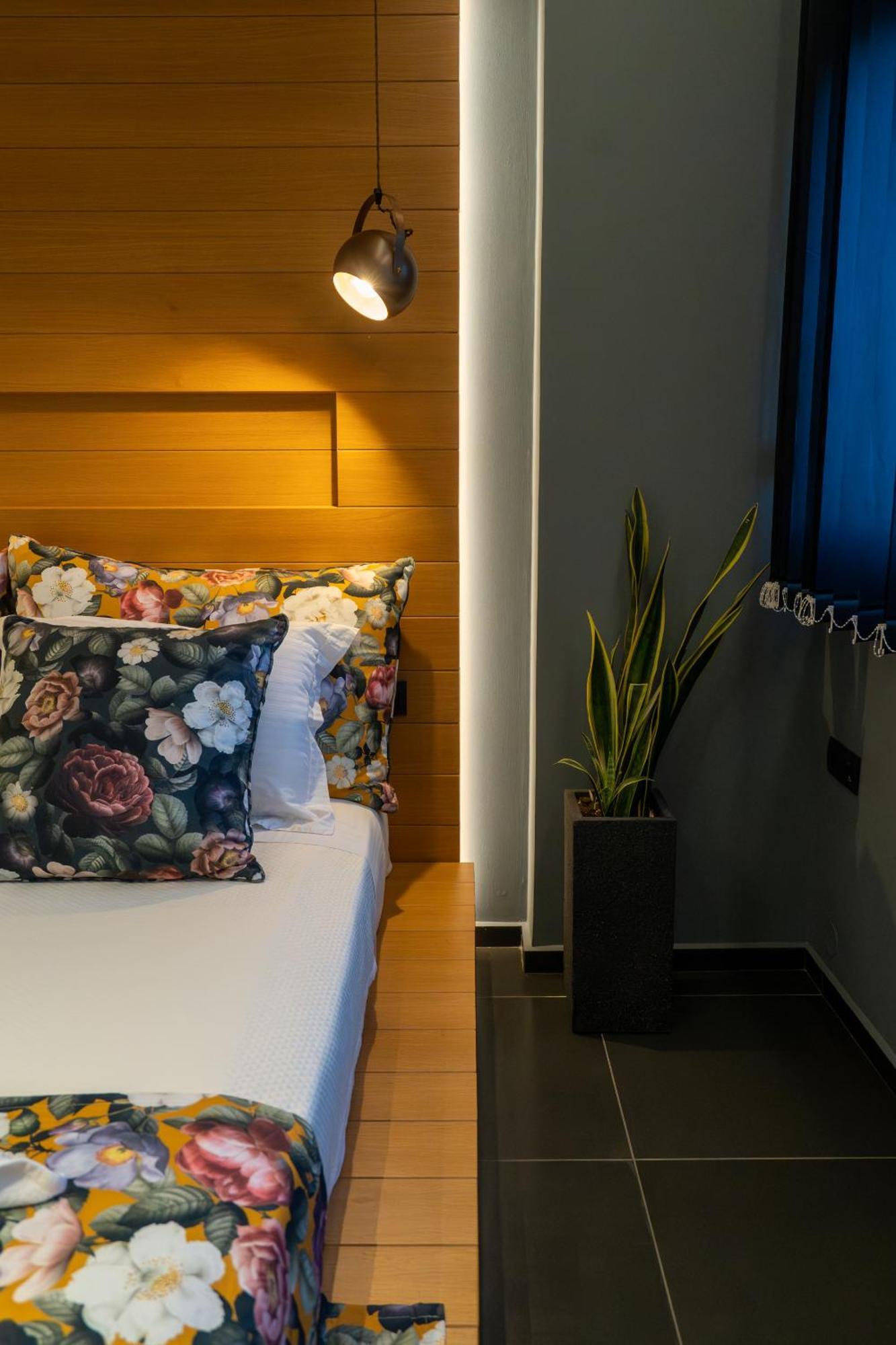 C.P. Luxury Suite Ираклион Экстерьер фото