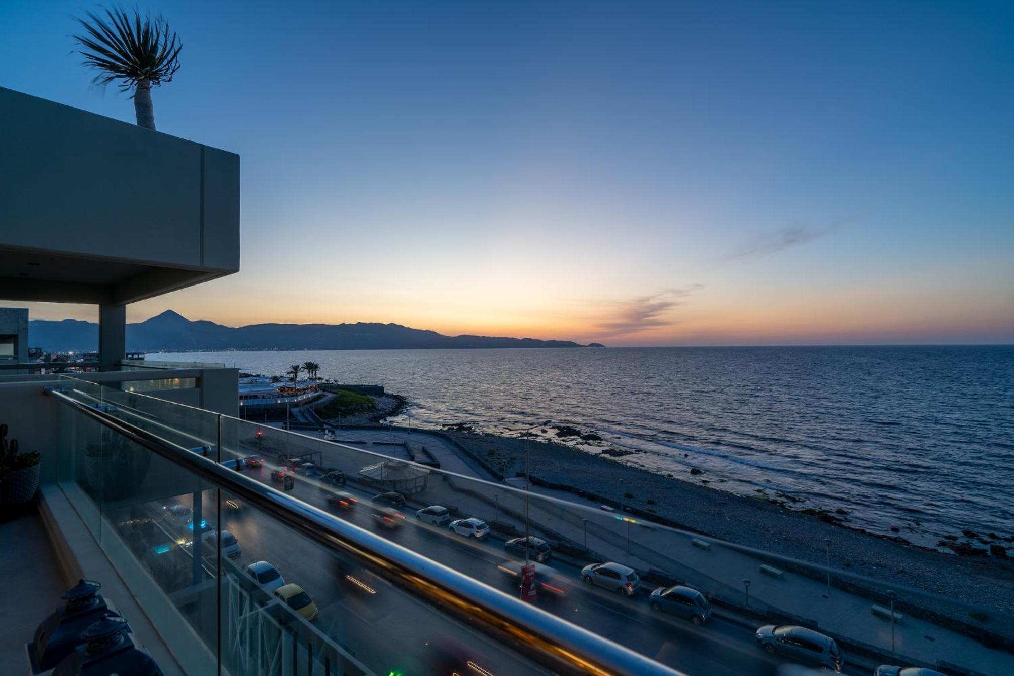 C.P. Luxury Suite Ираклион Экстерьер фото