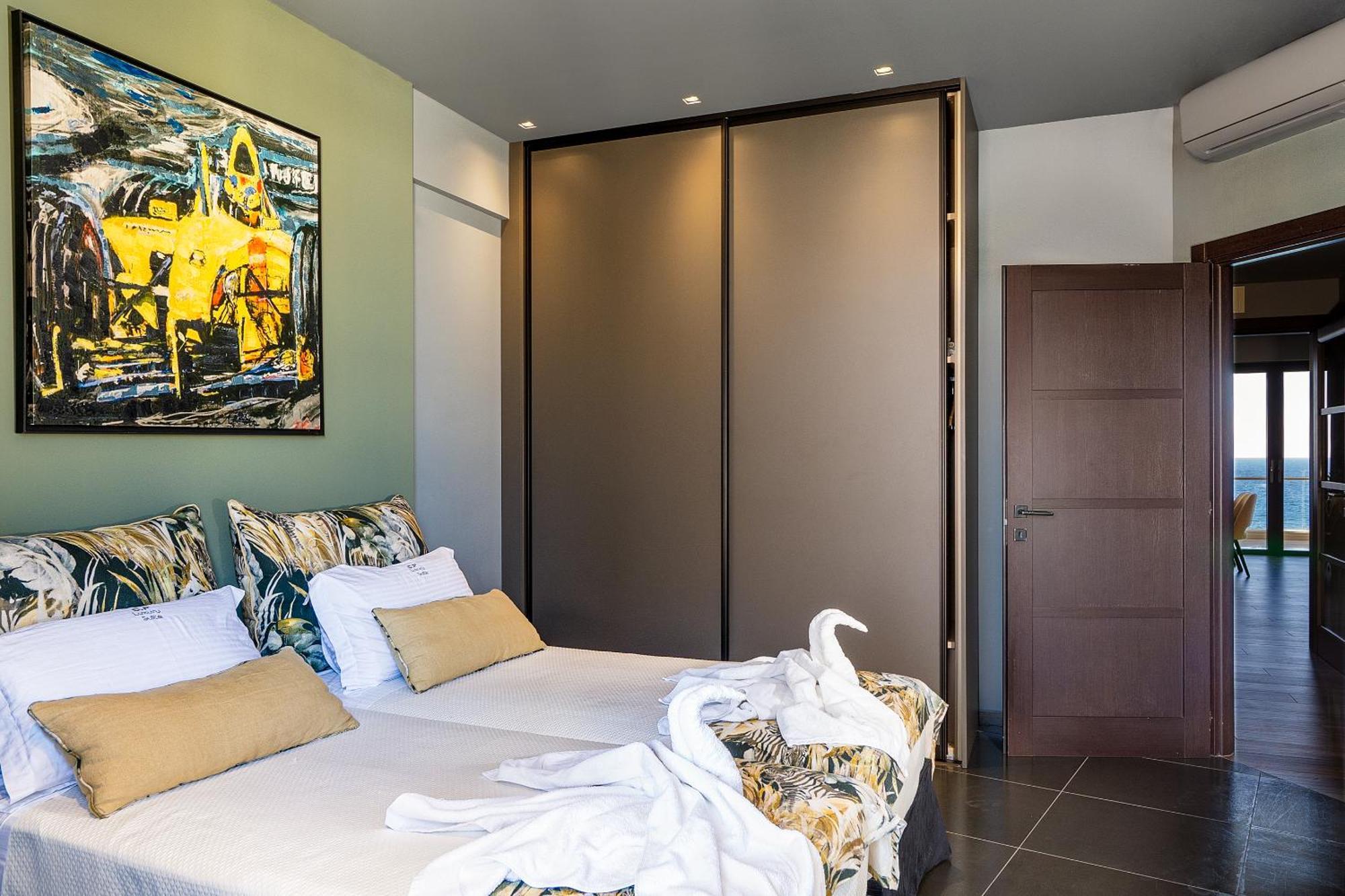 C.P. Luxury Suite Ираклион Экстерьер фото